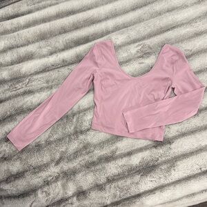 Lululemon cropped long sleeve top